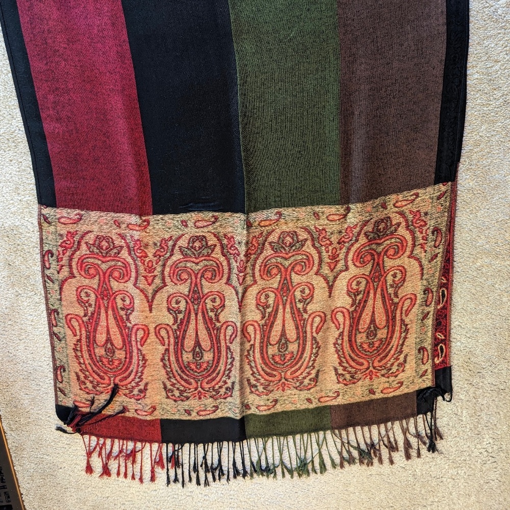 Large Scarf or Wrap with Fringe - Picture 8 of 10
